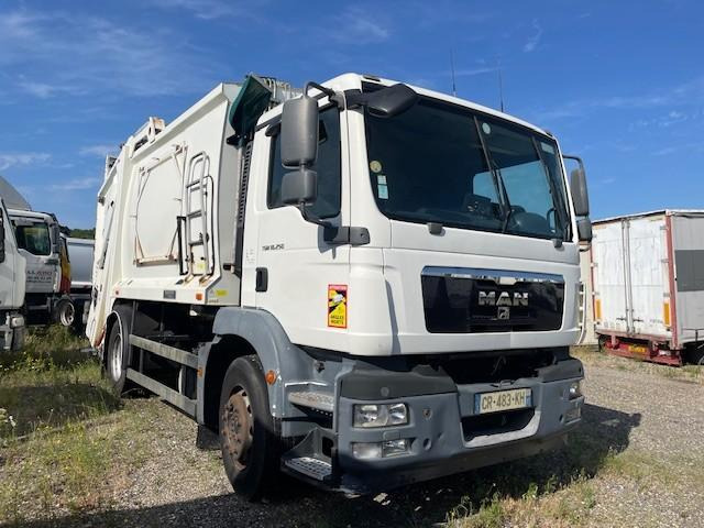 MAN TGM 18.250 - Kamion za smeće: slika 2 MAN TGM 18.250 - Kamion za smeće: slika 2