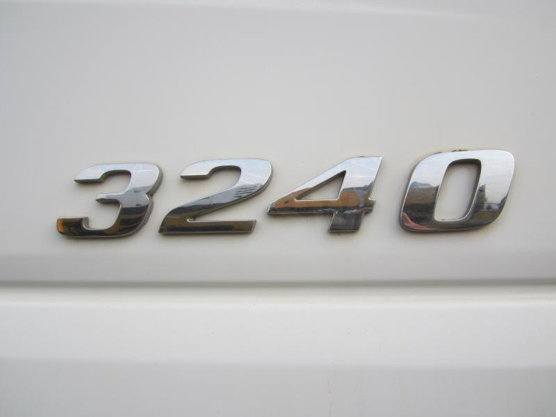 Mercedes AXOR 3240 - Istovarivač: slika 3 Mercedes AXOR 3240 - Istovarivač: slika 3