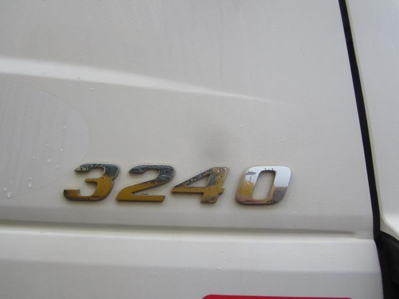 Mercedes Axor 3240 - Istovarivač: slika 3 Mercedes Axor 3240 - Istovarivač: slika 3