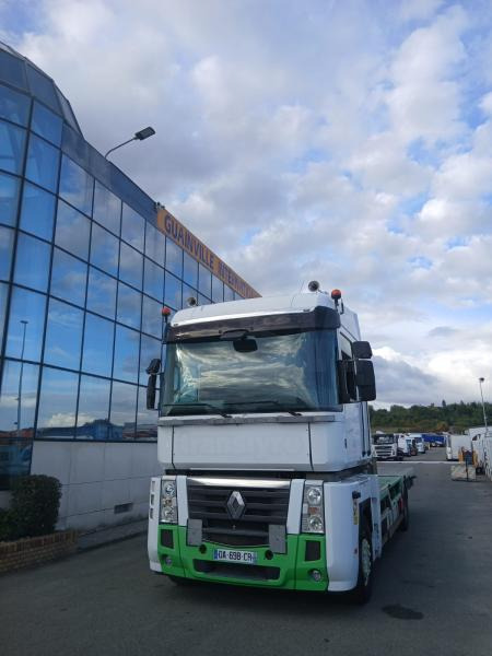 Renault Magnum 440 DXI - Kamion sa tovarnim sandukom: slika 2 Renault Magnum 440 DXI - Kamion sa tovarnim sandukom: slika 2