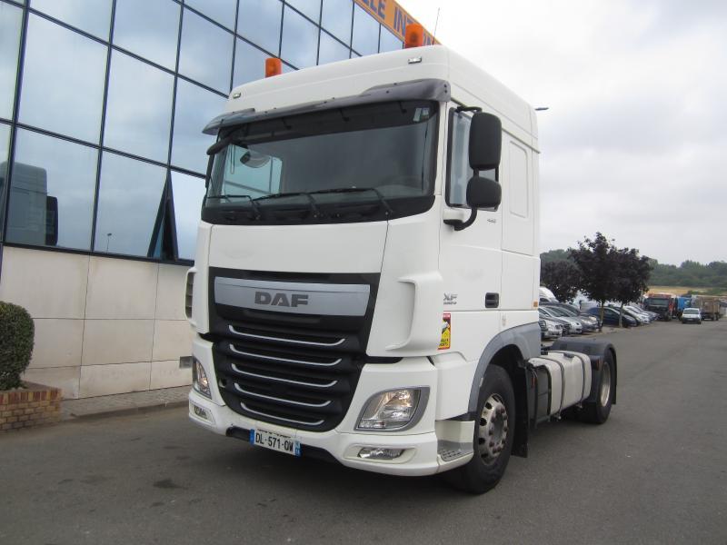 DAF XF 460 - Tegljač: slika 1 DAF XF 460 - Tegljač: slika 1