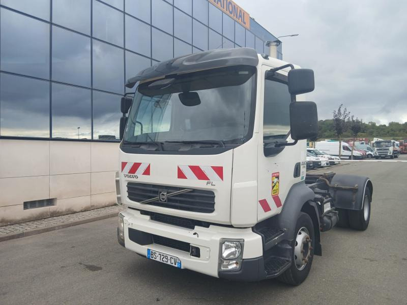 Volvo FL 260 - Kamion sa golom šasijom i zatvorenom kabinom: slika 3 Volvo FL 260 - Kamion sa golom šasijom i zatvorenom kabinom: slika 3