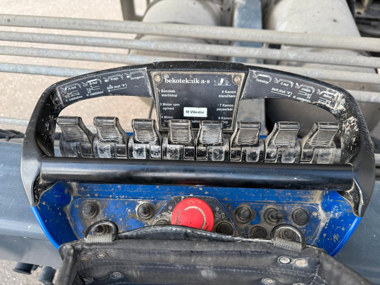 Poluprikolica mikser De Buf BM 12-36-2SPR w/ Belt Theam TSR15 / Beton: slika 8 Poluprikolica mikser De Buf BM 12-36-2SPR w/ Belt Theam TSR15 / Beton: slika 8