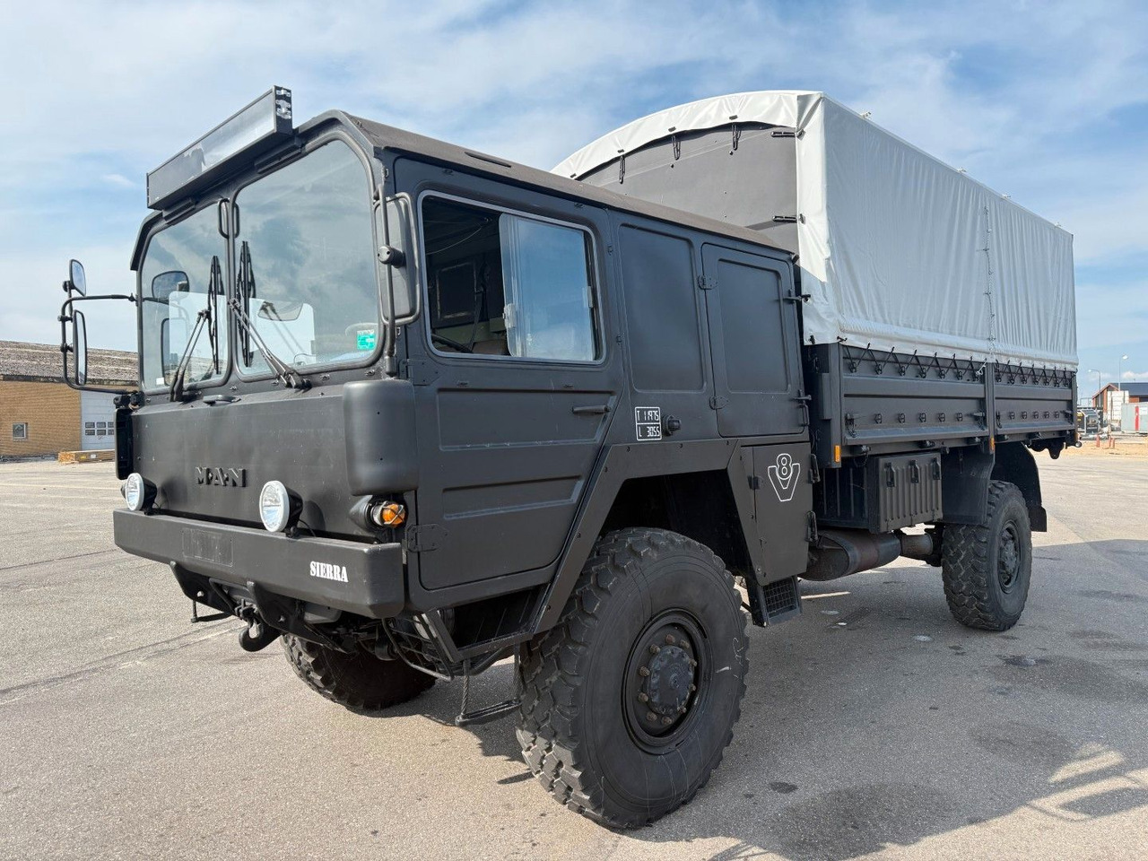 MAN 5 To KAT MIL 4x4 - Kamion: slika 1 MAN 5 To KAT MIL 4x4 - Kamion: slika 1