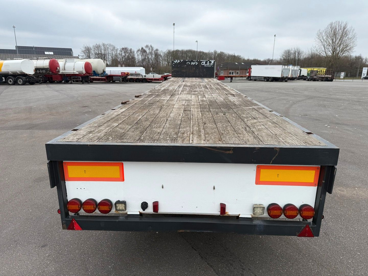 Lag 3 axle 7 m. Extendable / Last Axle Steering - Plato poluprikolica: slika 5 Lag 3 axle 7 m. Extendable / Last Axle Steering - Plato poluprikolica: slika 5