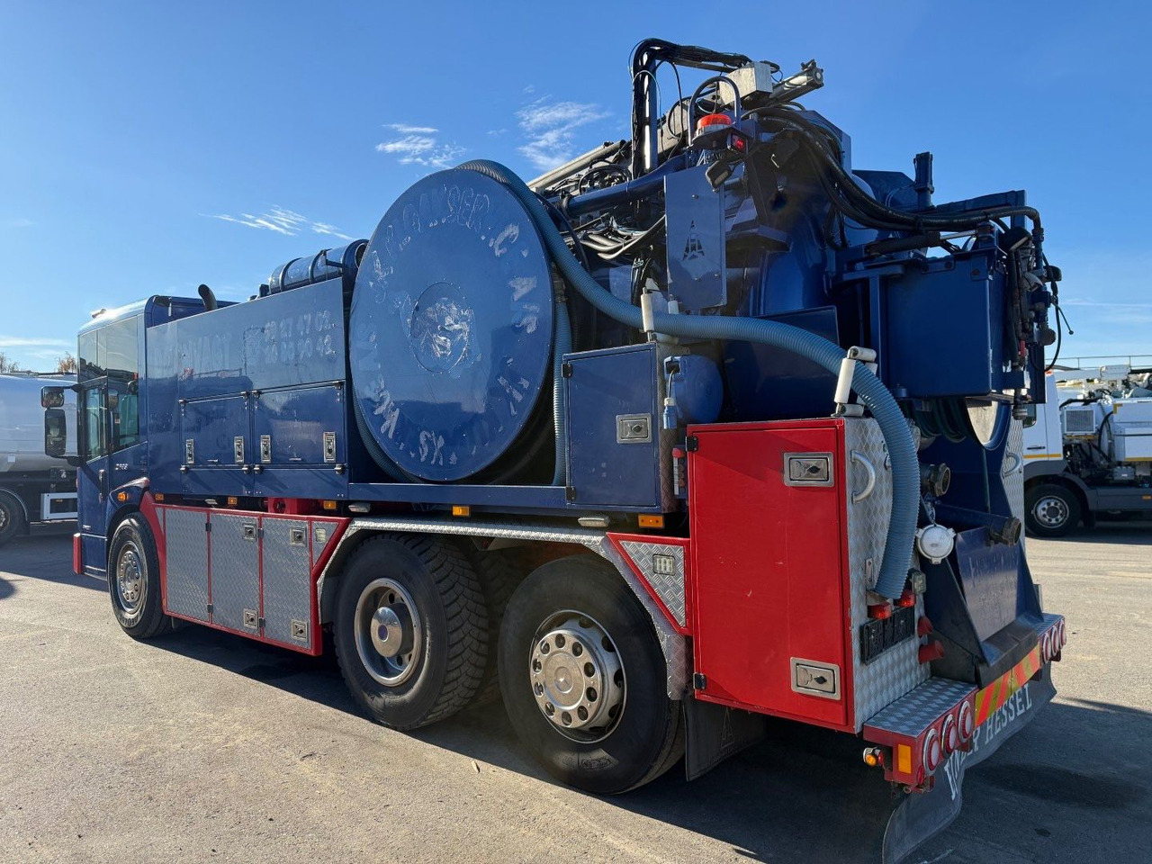 Mercedes-Benz Econic 2633 6x2*4 Hvidtved Larsen SLP309 Euro 5 - Vakuumska cisterna: slika 4 Mercedes-Benz Econic 2633 6x2*4 Hvidtved Larsen SLP309 Euro 5 - Vakuumska cisterna: slika 4