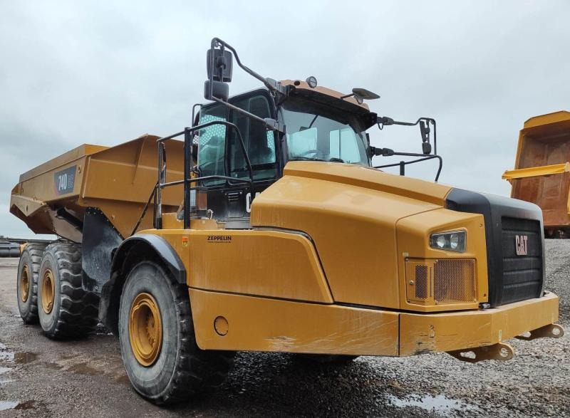 Caterpillar 740GC - Zglobni kiper: slika 3 Caterpillar 740GC - Zglobni kiper: slika 3