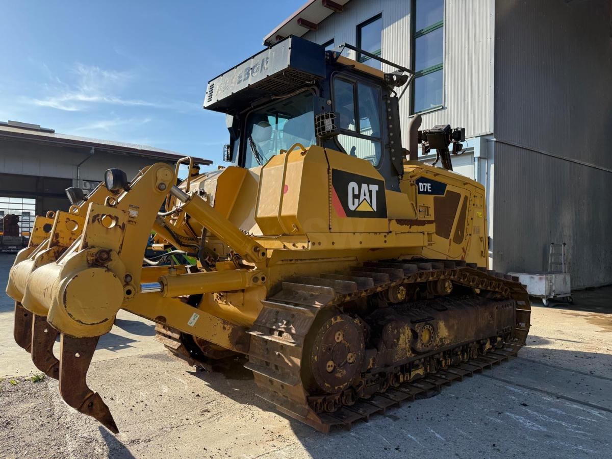 Caterpillar D7E - Buldožer: slika 1 Caterpillar D7E - Buldožer: slika 1