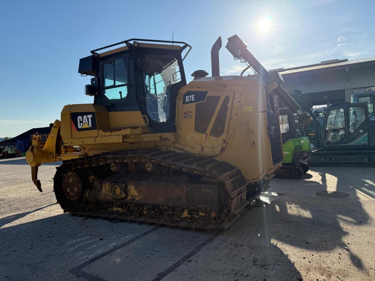 Caterpillar D7E - Buldožer: slika 4 Caterpillar D7E - Buldožer: slika 4