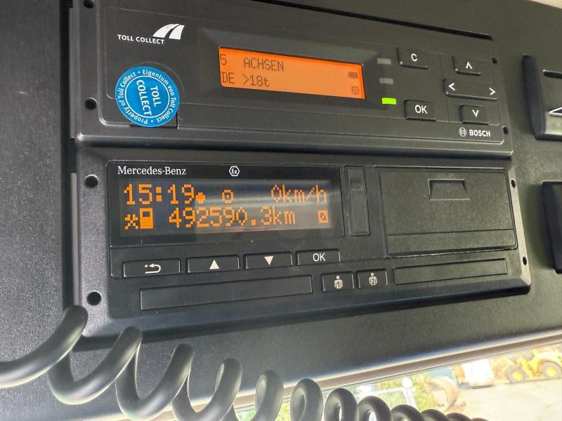Mercedes Actros 1851 - Tegljač: slika 4 Mercedes Actros 1851 - Tegljač: slika 4