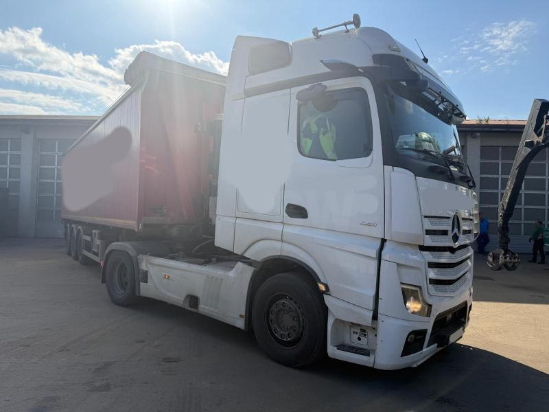 Mercedes Actros 1851 - Tegljač: slika 1 Mercedes Actros 1851 - Tegljač: slika 1