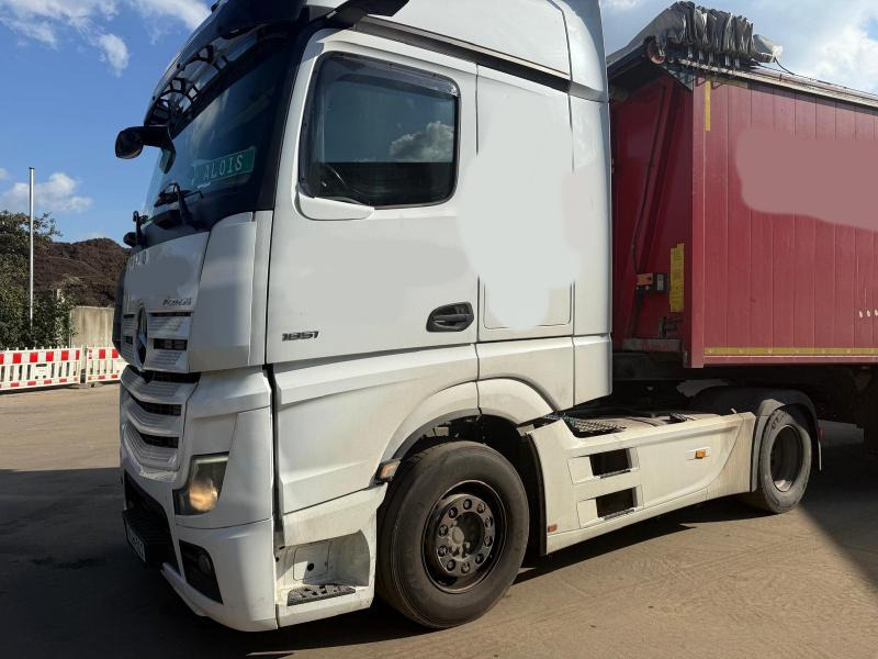 Mercedes Actros 1851 - Tegljač: slika 2 Mercedes Actros 1851 - Tegljač: slika 2