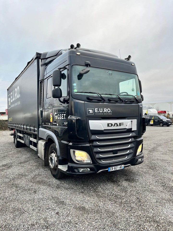 DAF FA45 - Kamion sa ceradom: slika 2 DAF FA45 - Kamion sa ceradom: slika 2