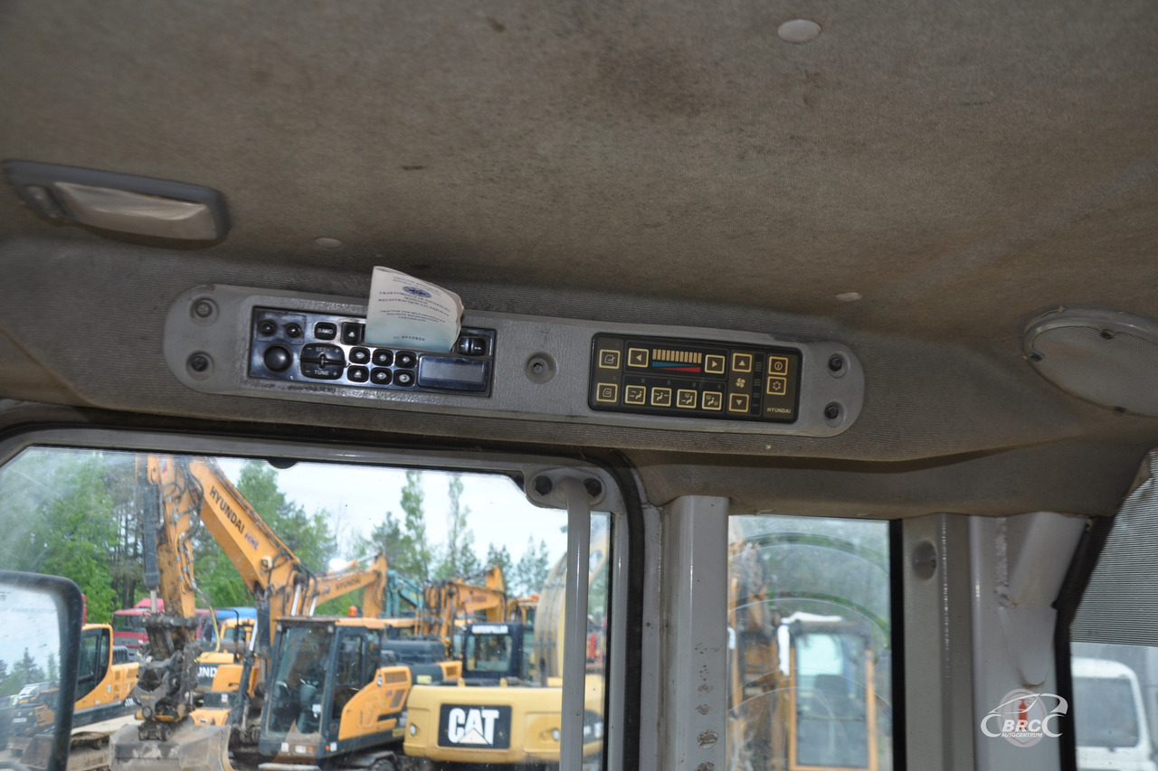Utovarivač točkaš Hyundai HL770-7: slika 11