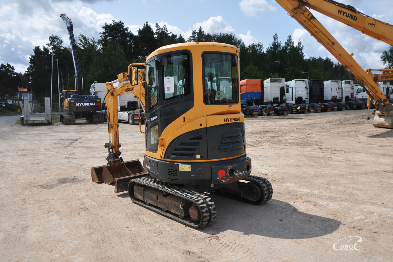 Hyundai R25Z-9AK - Mini bager: slika 4 Hyundai R25Z-9AK - Mini bager: slika 4