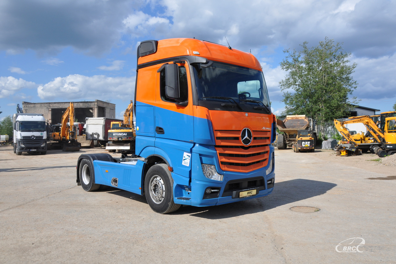 Mercedes-Benz Actros - Tegljač: slika 2 Mercedes-Benz Actros - Tegljač: slika 2