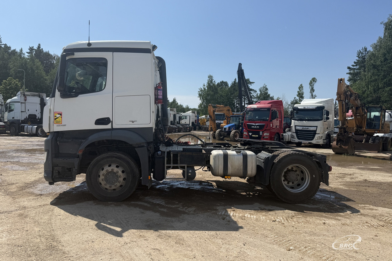 Mercedes-Benz Arocs - Tegljač: slika 3 Mercedes-Benz Arocs - Tegljač: slika 3
