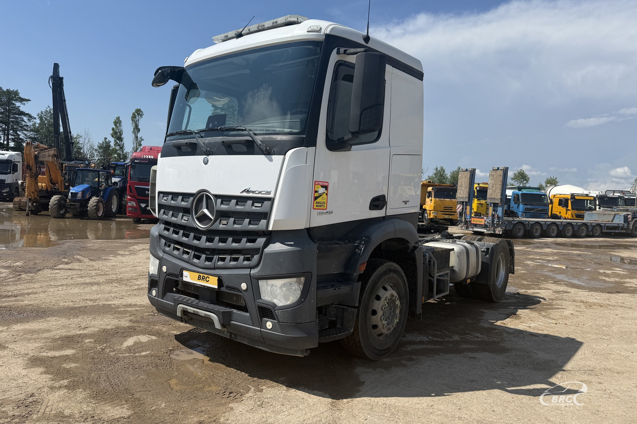 Mercedes-Benz Arocs - Tegljač: slika 1 Mercedes-Benz Arocs - Tegljač: slika 1