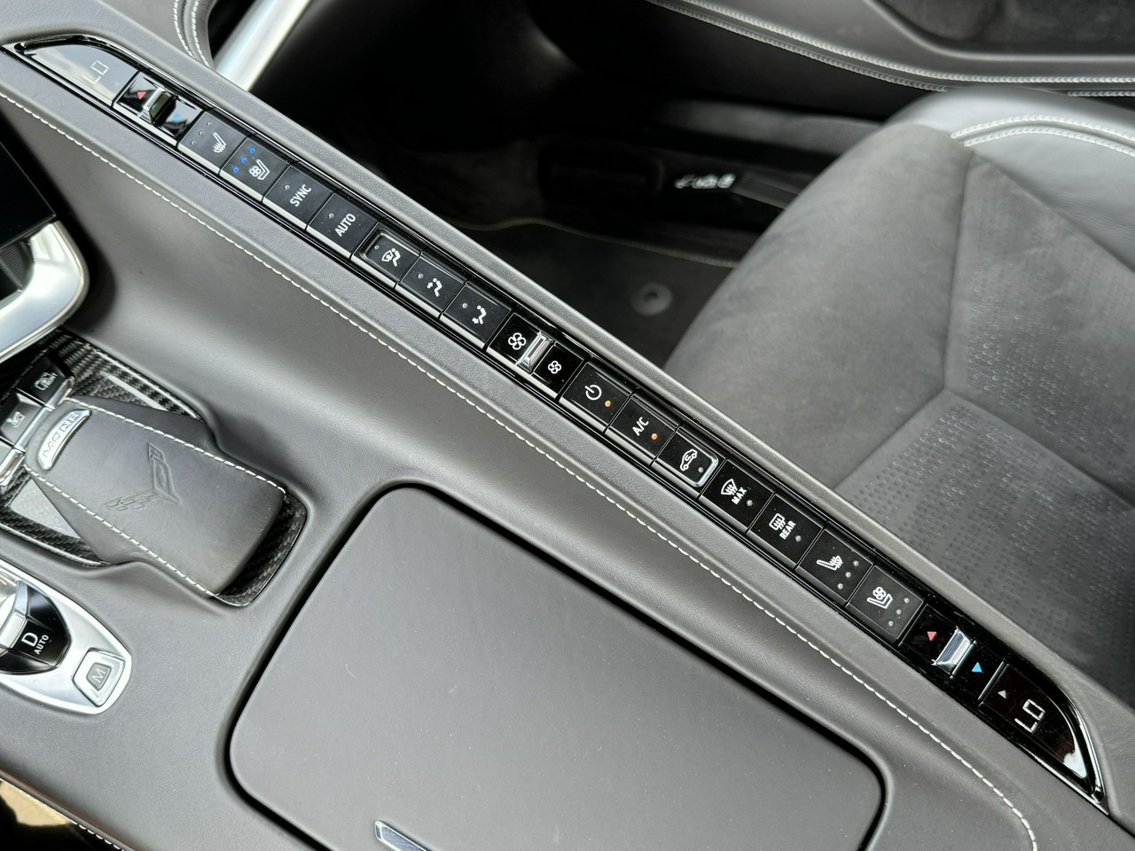 Kabriolet Chevrolet Corvette: slika 49 Kabriolet Chevrolet Corvette: slika 49