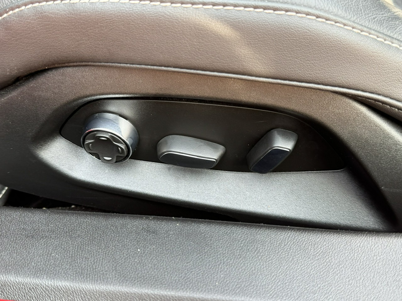 Kabriolet Chevrolet Corvette: slika 29 Kabriolet Chevrolet Corvette: slika 29