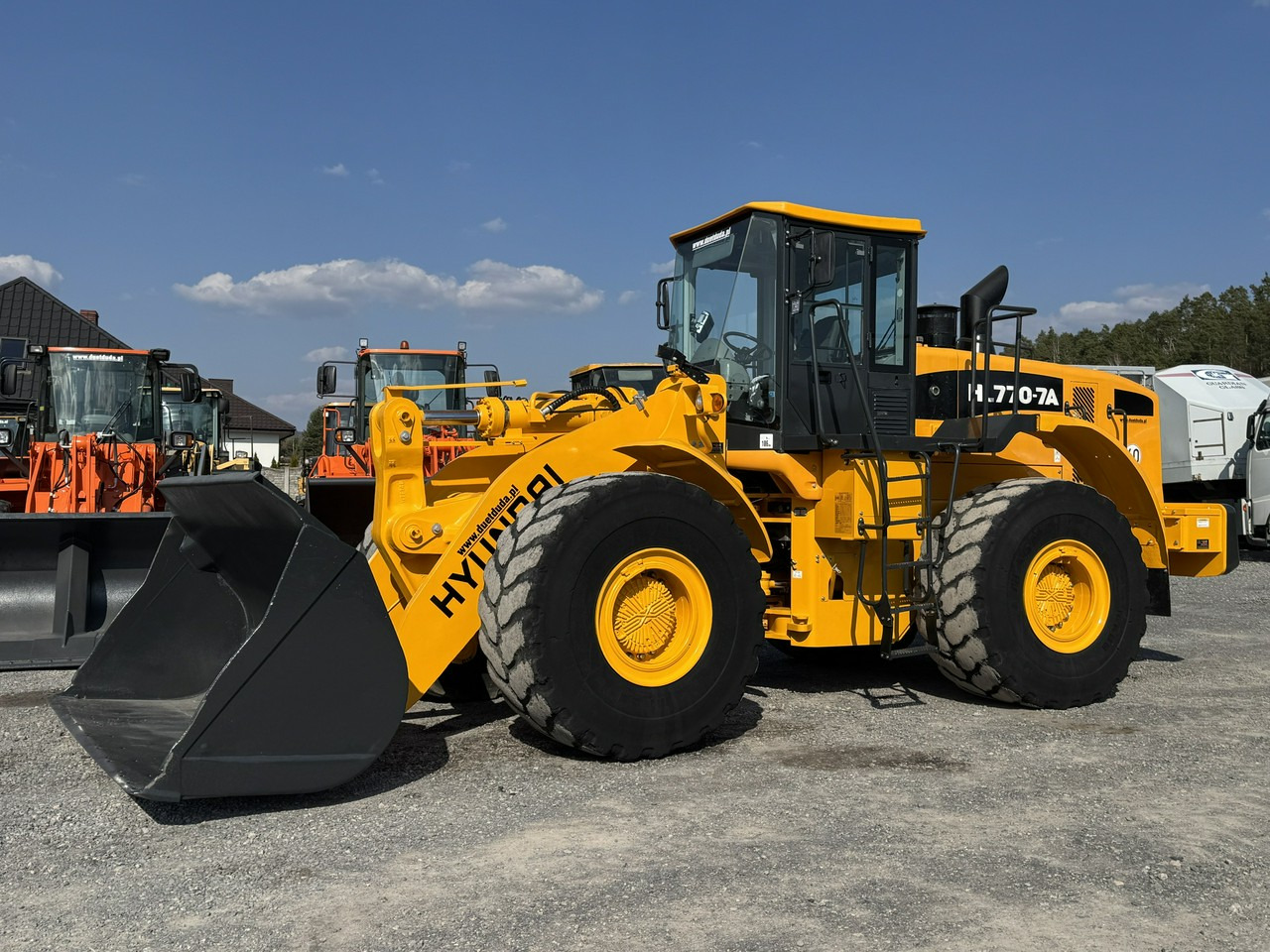 Utovarivač točkaš Hyundai HL770-7A: slika 6