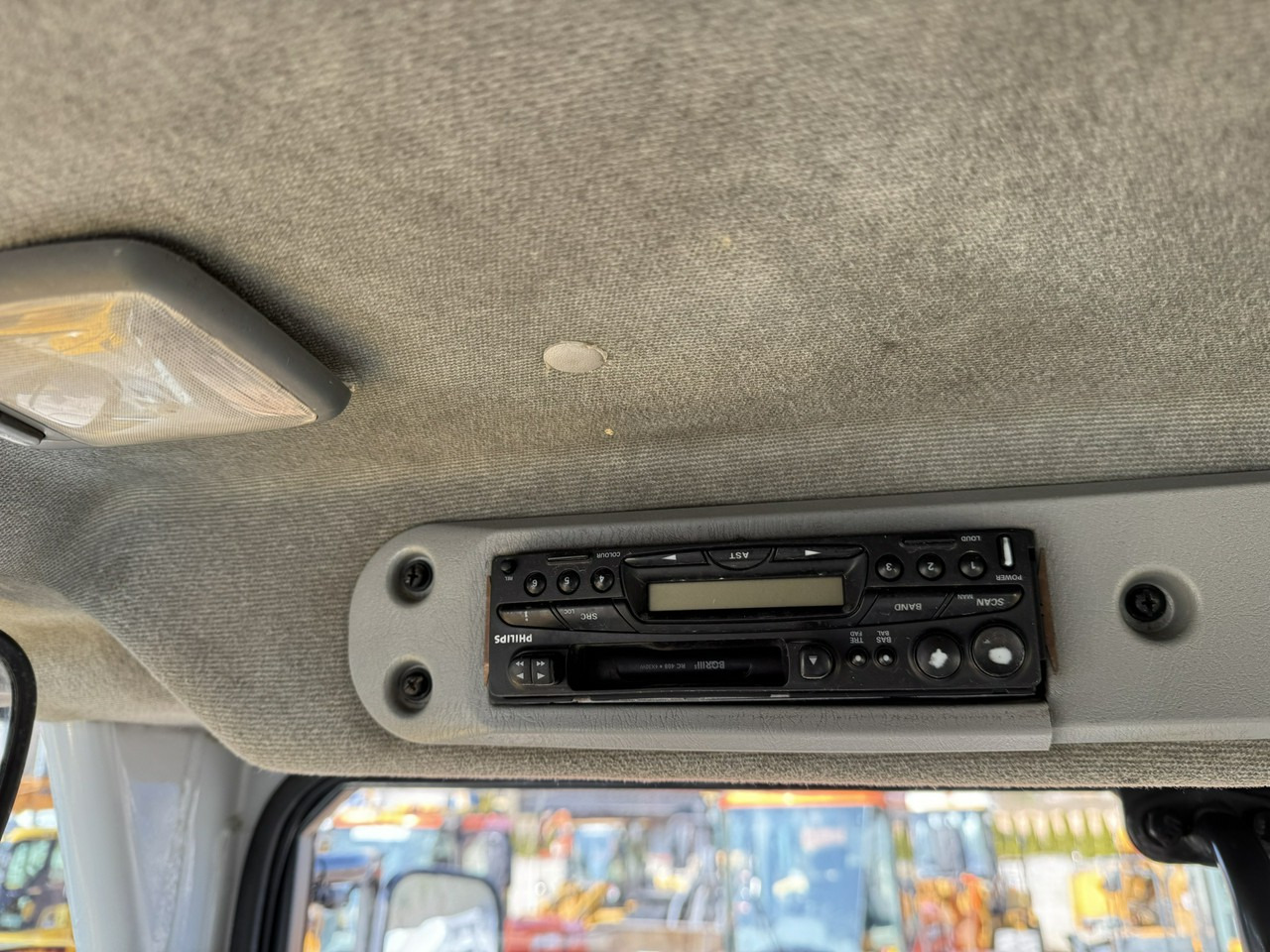 Utovarivač točkaš Hyundai HL770-7A: slika 27