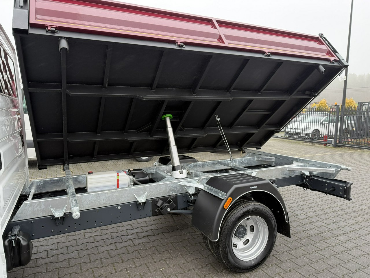 Iveco Daily 35C16 V - Dostavno vozilo kiper: slika 3 Iveco Daily 35C16 V - Dostavno vozilo kiper: slika 3