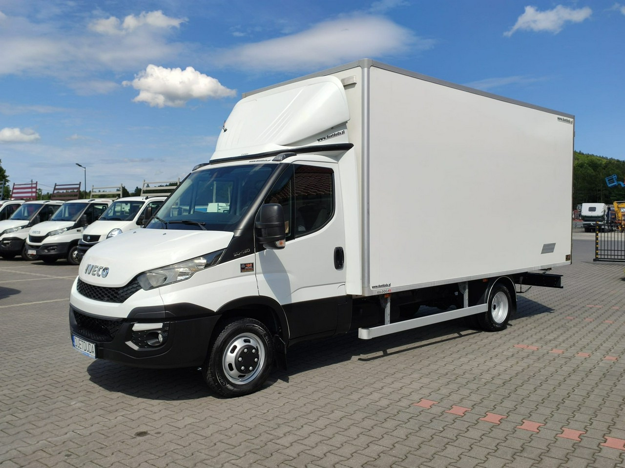 Iveco Daily 50C15 V - Dostavno vozilo sa zatvorenim sandukom: slika 5 Iveco Daily 50C15 V - Dostavno vozilo sa zatvorenim sandukom: slika 5