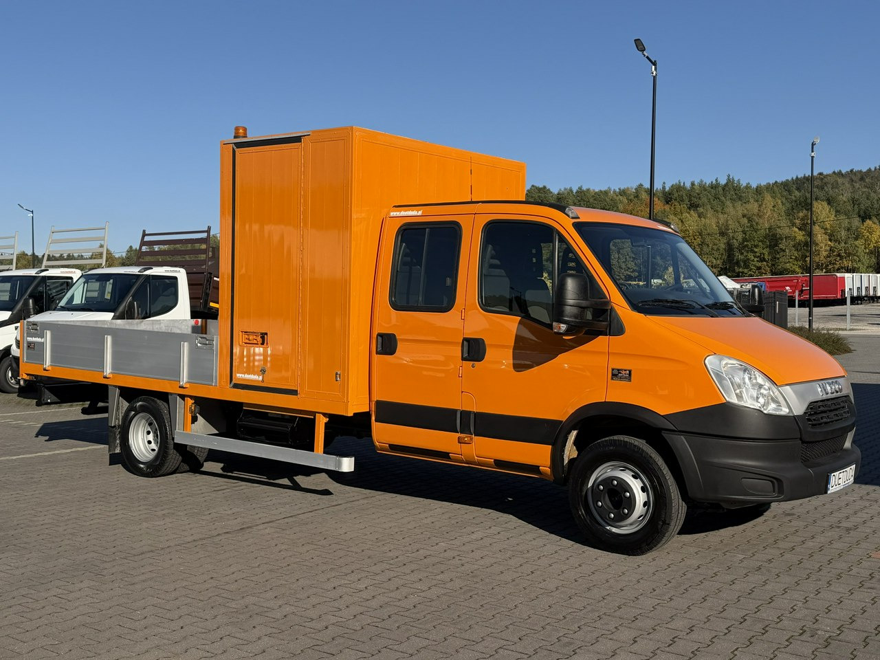 Iveco Daily 70C18 V H - Dostavno vozilo s ravnom platformom, Dostavno vozilo sa duplom kabinom: slika 1 Iveco Daily 70C18 V H - Dostavno vozilo s ravnom platformom, Dostavno vozilo sa duplom kabinom: slika 1