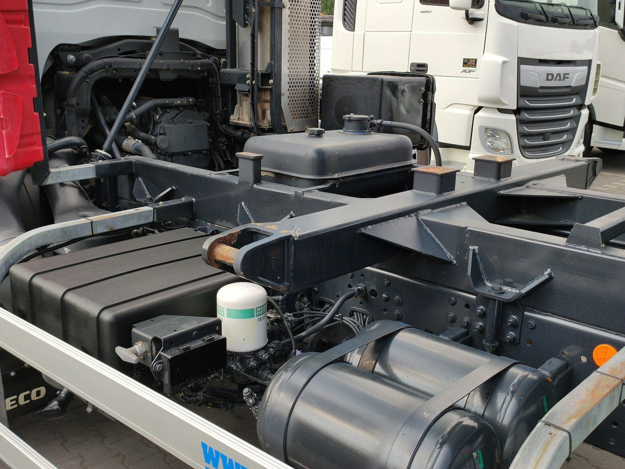 Istovarivač Iveco Trakker 360 EEV Manual 6x4 Wywrot 3-stronny Hydroburta Bok i Tył: slika 24