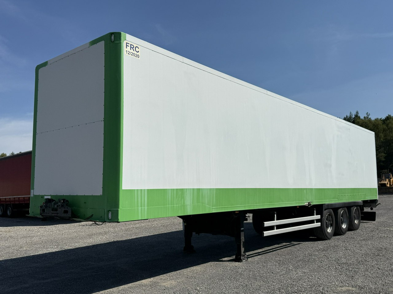 Lamberet SR2 Kontener Tył Drzwi Izoterma Chłodnia bez Agregatu - Izotermička poluprikolica: slika 3 Lamberet SR2 Kontener Tył Drzwi Izoterma Chłodnia bez Agregatu - Izotermička poluprikolica: slika 3