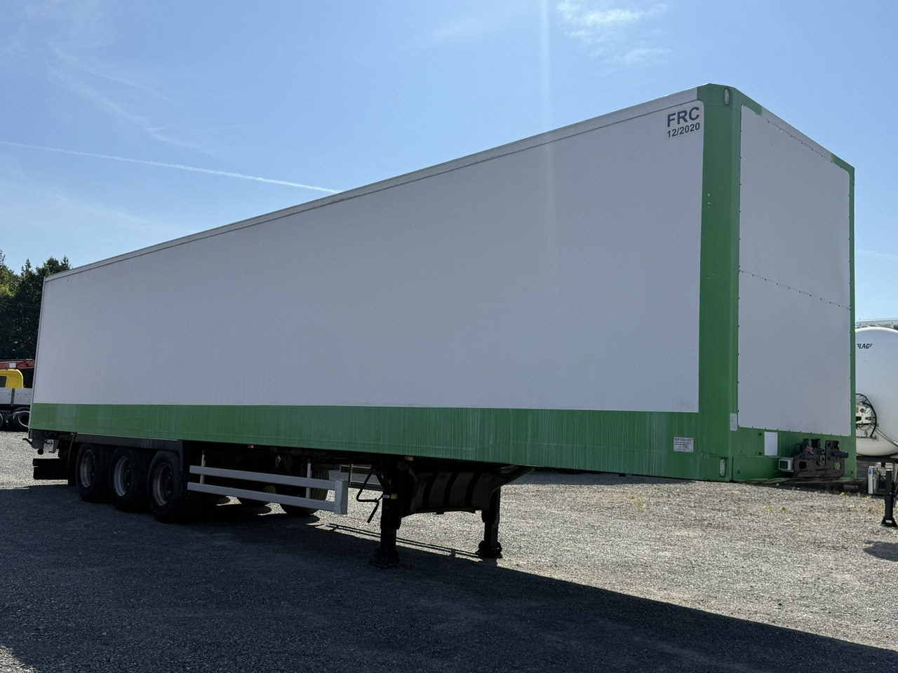 Lamberet SR2 Kontener Tył Drzwi Izoterma Chłodnia bez Agregatu - Izotermička poluprikolica: slika 2 Lamberet SR2 Kontener Tył Drzwi Izoterma Chłodnia bez Agregatu - Izotermička poluprikolica: slika 2
