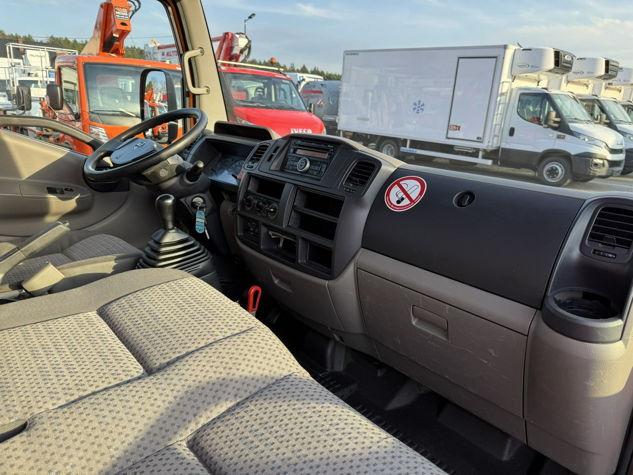 Lizing Nissan Cabstar Nissan Cabstar: slika 34 Lizing Nissan Cabstar Nissan Cabstar: slika 34