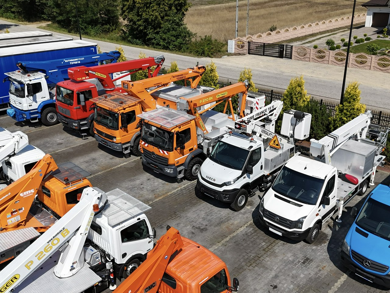 Nissan Zwyżka Podnośnik Koszowy 4X4 CABSTAR MAXITY SPRINTER - Vazdušna platforma montirana na kamion: slika 5 Nissan Zwyżka Podnośnik Koszowy 4X4 CABSTAR MAXITY SPRINTER - Vazdušna platforma montirana na kamion: slika 5