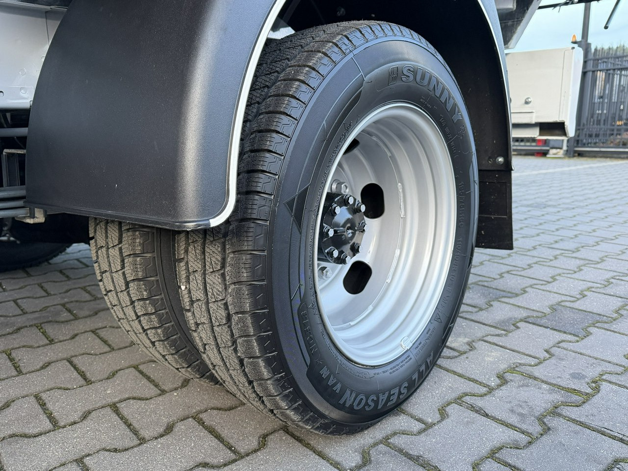 Renault Master - Dostavno vozilo kiper: slika 2 Renault Master - Dostavno vozilo kiper: slika 2