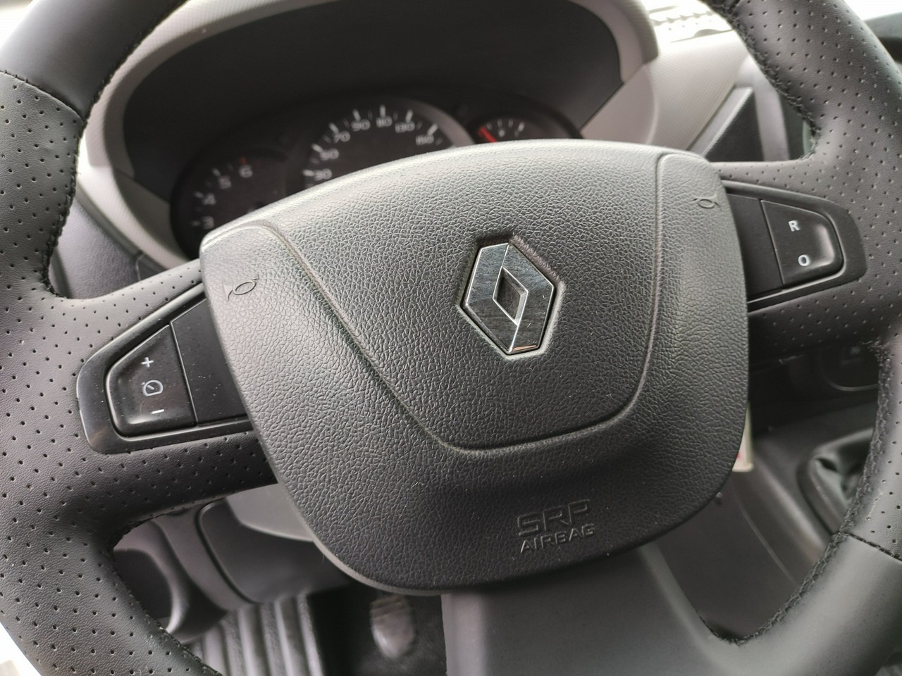 Vazdušna platforma montirana na kamion Renault Master: slika 32