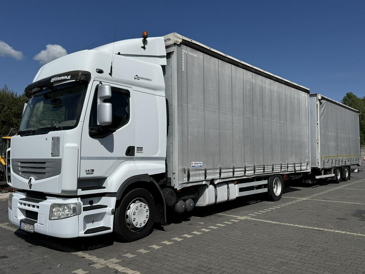 Renault Premium 380 DXi Euro 5 Firana 19 Palet Dach Zsuwany 18ton DMC - Kamion sa ceradom: slika 1 Renault Premium 380 DXi Euro 5 Firana 19 Palet Dach Zsuwany 18ton DMC - Kamion sa ceradom: slika 1