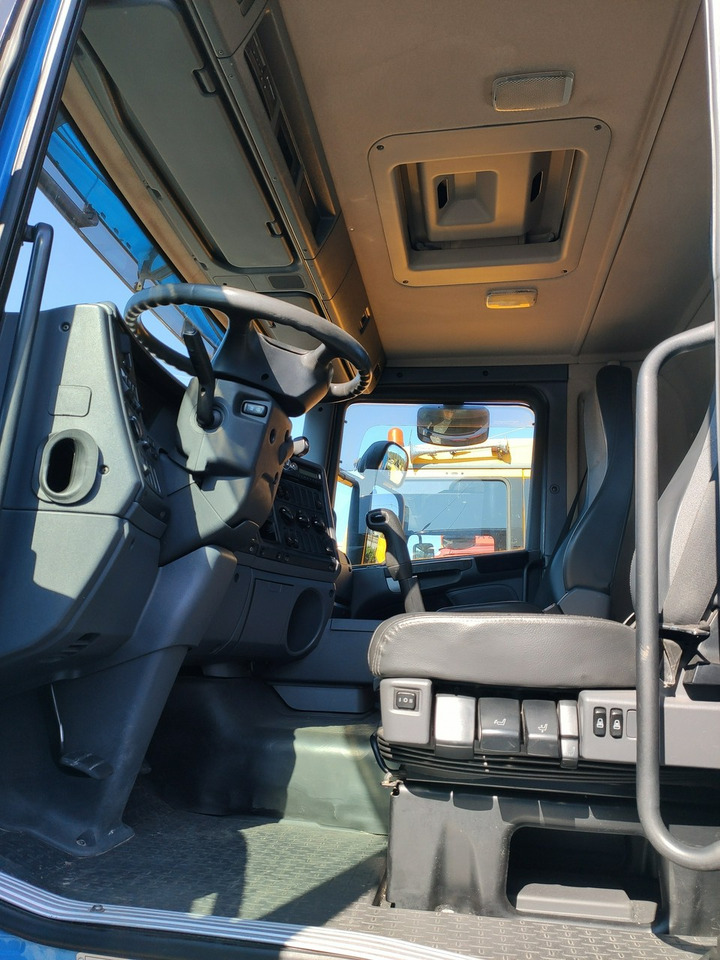 Kamion sa tovarnim sandukom, Kamion sa dizalicom Scania R 400 LB 6x2 HDS Budowlanka Widły Oś Skrętna Super Stan: slika 23