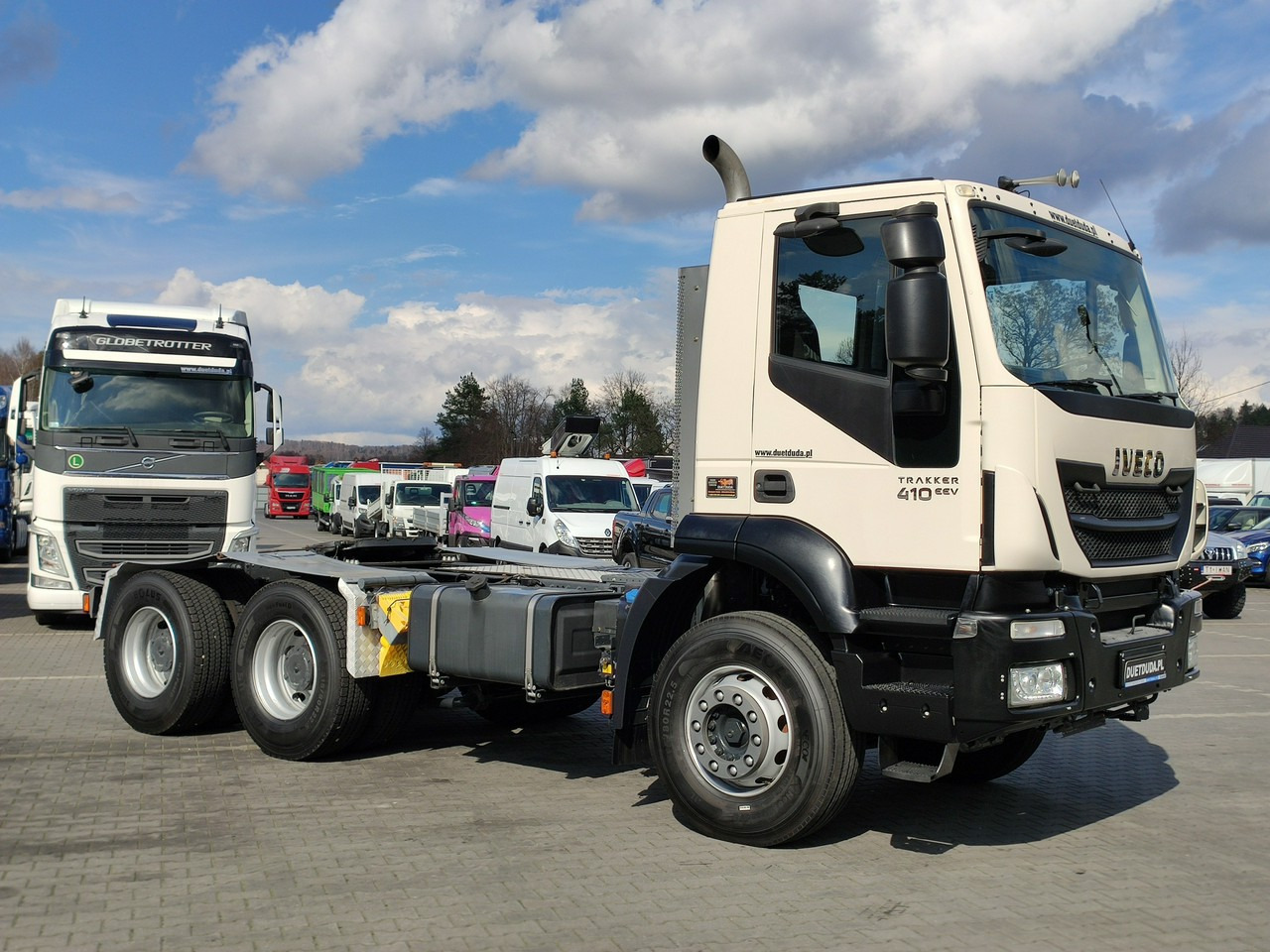 Iveco Trakker 26.410 6x4 Manual Mały Przebieg tylko-46000km - Tegljač: slika 5 Iveco Trakker 26.410 6x4 Manual Mały Przebieg tylko-46000km - Tegljač: slika 5