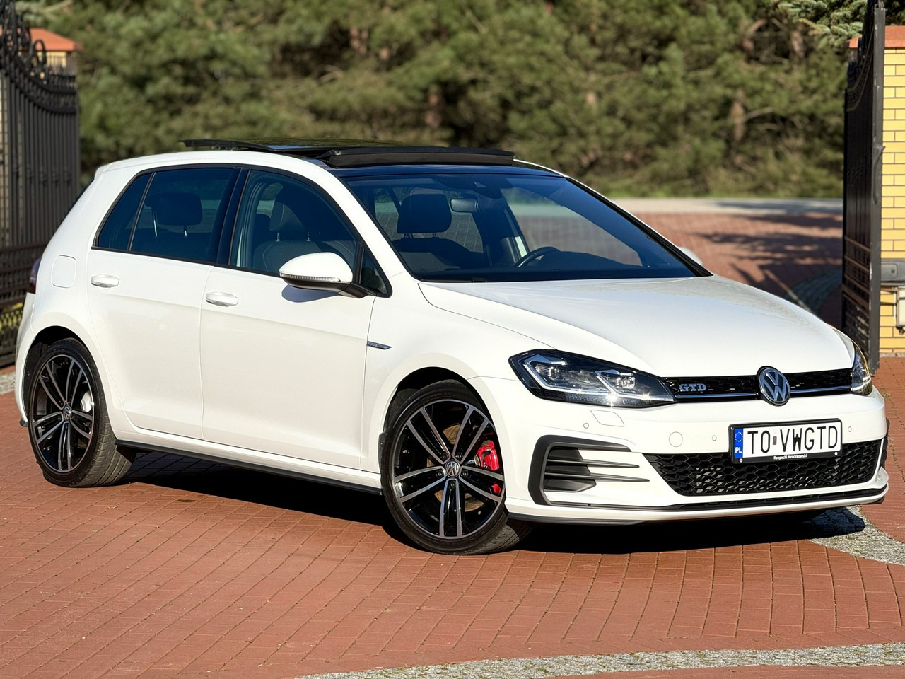 Volkswagen Golf - Hečbek: slika 1 Volkswagen Golf - Hečbek: slika 1