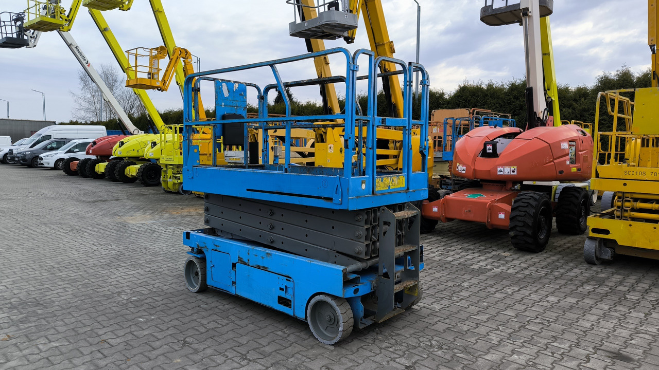 GENIE GS 2646 - Lift u obliku makaza: slika 1 GENIE GS 2646 - Lift u obliku makaza: slika 1