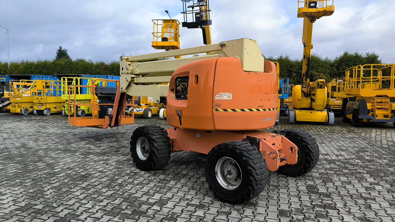 JLG 450 AJ - Zglobna platforma: slika 1 JLG 450 AJ - Zglobna platforma: slika 1