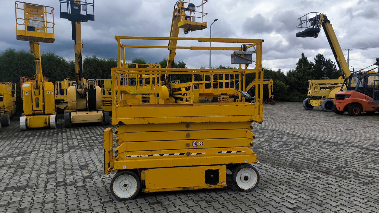 SKYJACK SJ III 3226 - Lift u obliku makaza: slika 2 SKYJACK SJ III 3226 - Lift u obliku makaza: slika 2