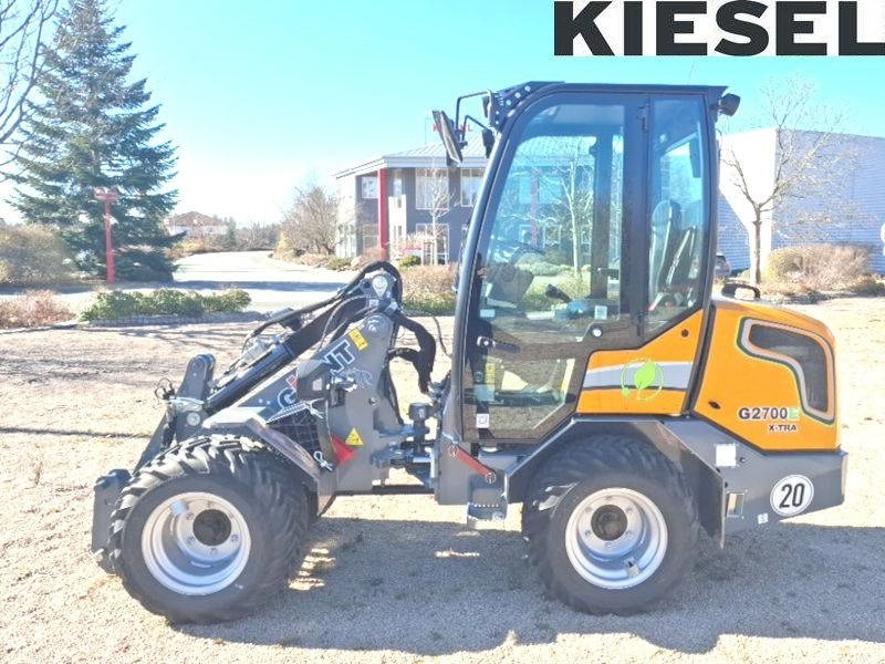 Giant G 2700 E X-Tra Elektro / electric - Mini utovarivač: slika 1 Giant G 2700 E X-Tra Elektro / electric - Mini utovarivač: slika 1