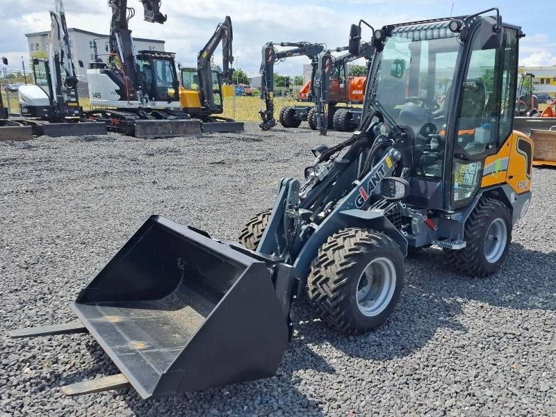 Giant G 2700 E X-Tra Elektro / electric - Mini utovarivač: slika 2 Giant G 2700 E X-Tra Elektro / electric - Mini utovarivač: slika 2