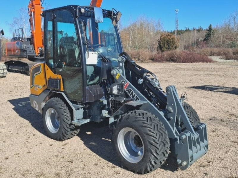 Giant G 2700 E X-Tra Elektro / electric - Mini utovarivač: slika 4 Giant G 2700 E X-Tra Elektro / electric - Mini utovarivač: slika 4