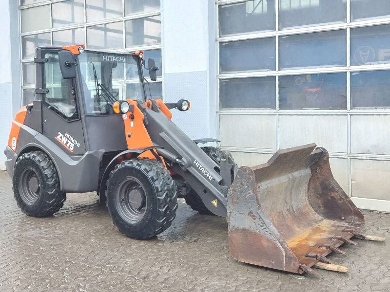 Hitachi ZW 75-6 - Mini utovarivač: slika 4 Hitachi ZW 75-6 - Mini utovarivač: slika 4