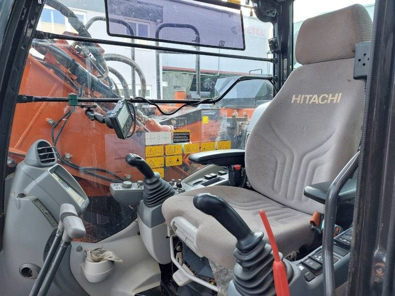 Bager guseničar Hitachi ZX 135 US-6 Short reach front tunnel excavator: slika 12