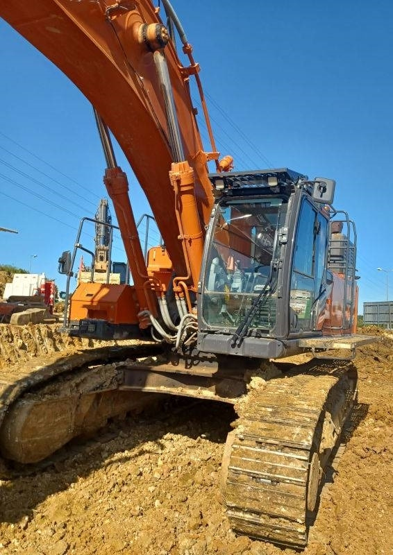 Hitachi ZX 490 LCH-7 - Bager guseničar: slika 2 Hitachi ZX 490 LCH-7 - Bager guseničar: slika 2