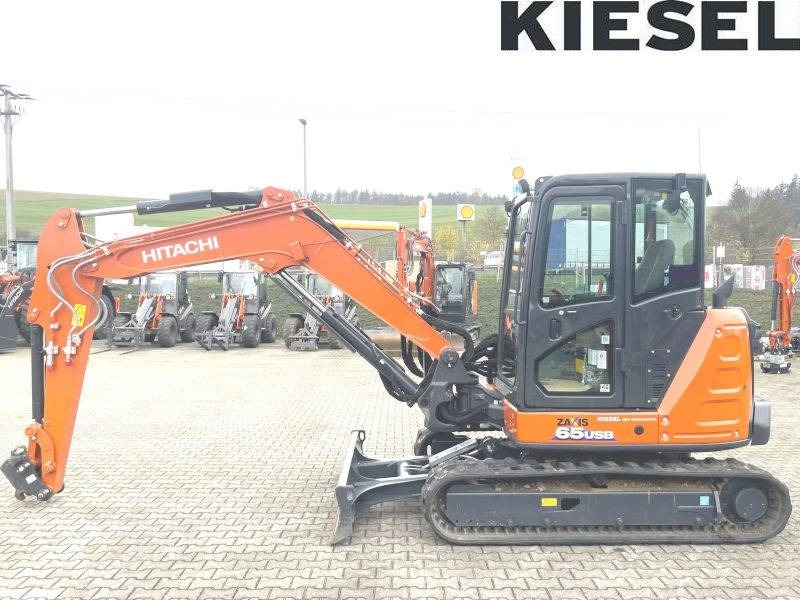 Hitachi ZX 65 USB-6 - Mini bager: slika 1 Hitachi ZX 65 USB-6 - Mini bager: slika 1